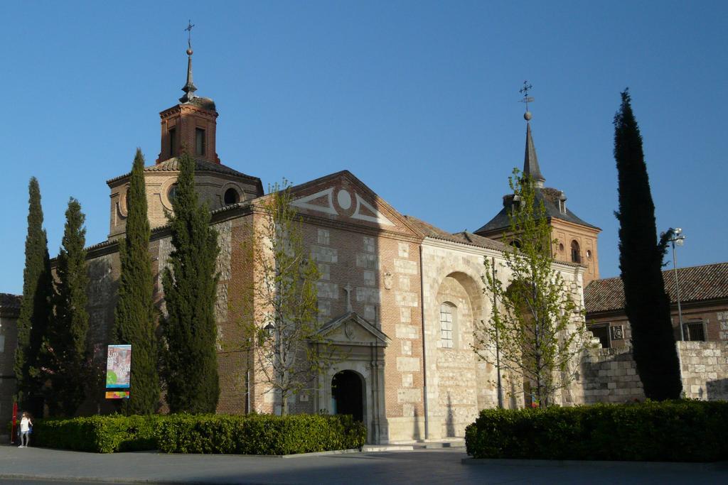 Ciudad De Alcala Otel Alcalá de Henares Dış mekan fotoğraf